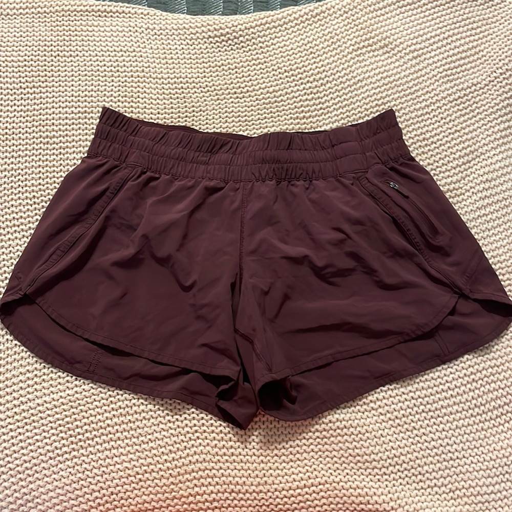 Lululemon Tracker Short 4”